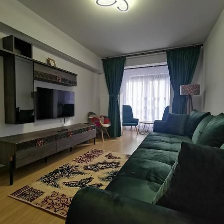 Apartamento Mister Guest Nehoiu Exterior foto