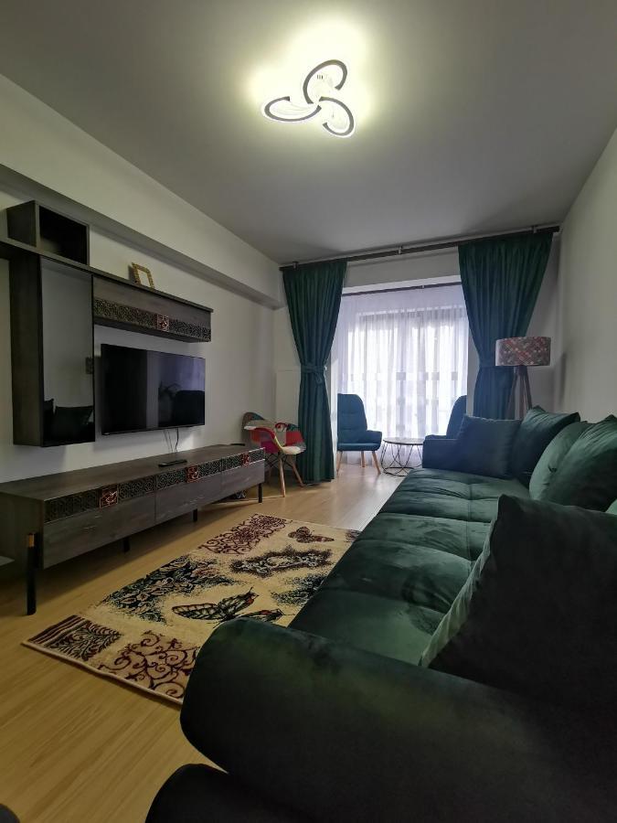 Apartamento Mister Guest Nehoiu Exterior foto